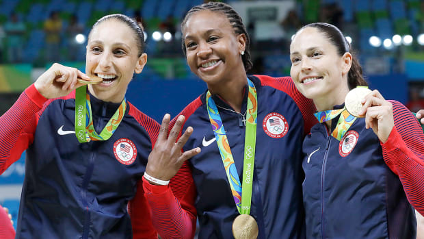 usa-womens-basketball-diana-taurasi-tamika-catchings-sue-bird-rio-olympics.jpg